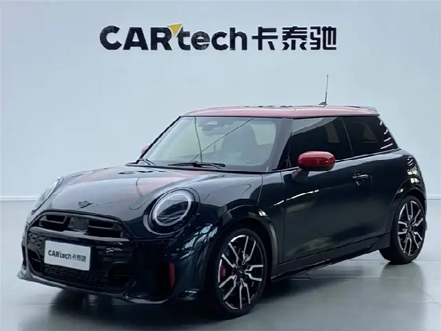 Mini Mini JCW 2025, 18 000 км