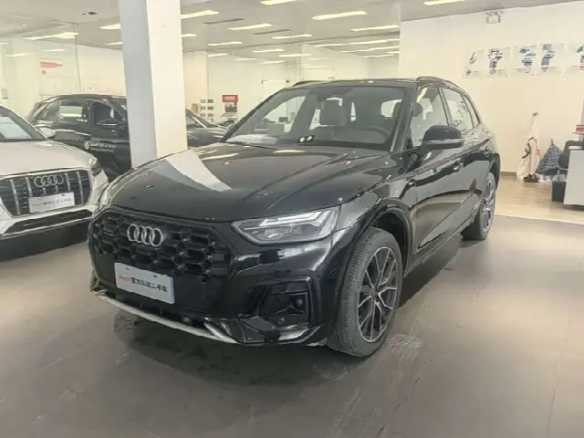 Audi Q5L 2024, 6 500 км