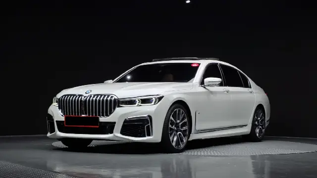 BMW 7 Series 2015, 31 992 км