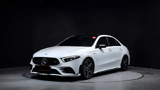 Mercedes-Benz A-Class 2019, 10 103 км