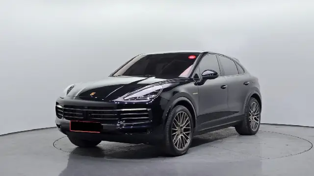 Porsche Cayenne 2019, 17 081 км