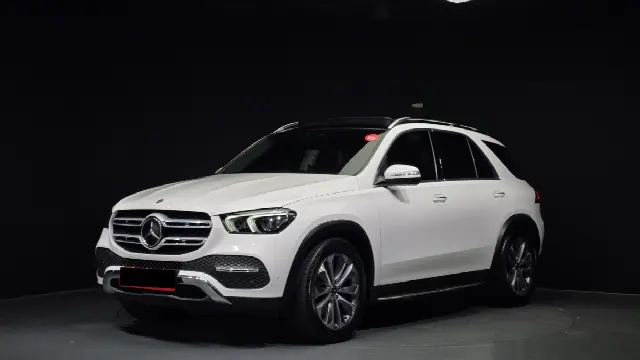 Mercedes-Benz GLE-Class 2019, 99 007 км