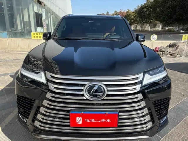 Lexus LX 2025, 6 000 км