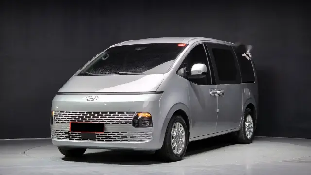 Hyundai Staria 2021, 56 057 км