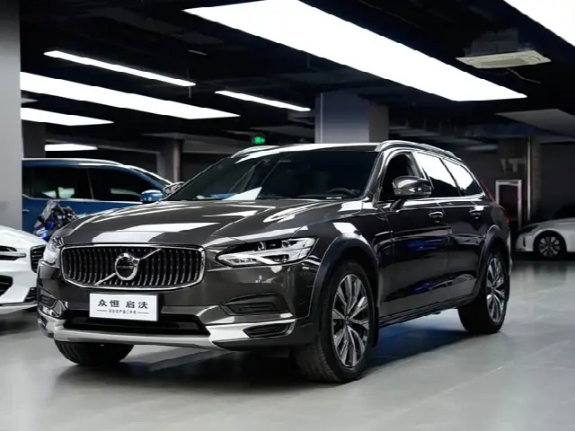 Volvo V90 2024, 26 000 км