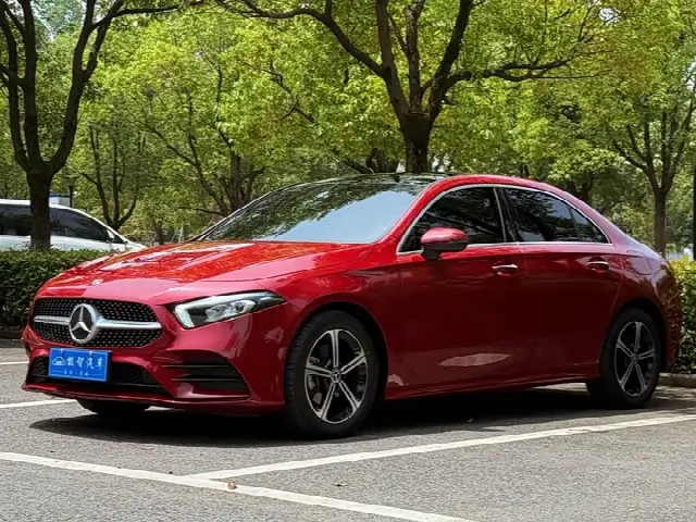 Mercedes-Benz A-Class 2023, 28 000 км