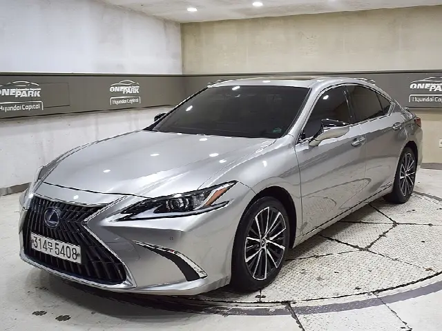 Lexus ES 2018, 145 667 км