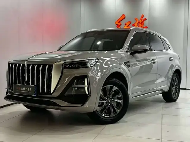 Hongqi HS5 2023, 28 000 км