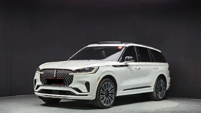 Lincoln Aviator 2019, 12 079 км