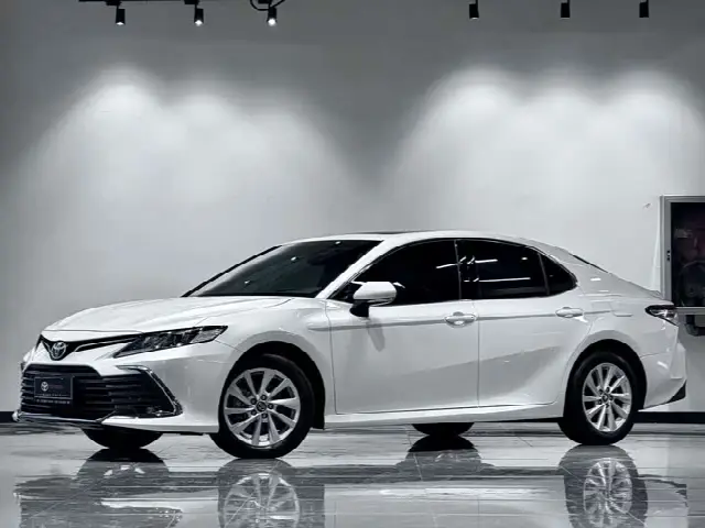 Toyota Camry 2022, 23 000 км