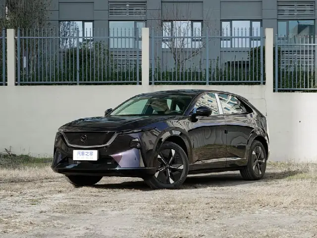Mazda EZ-60 2026, новый