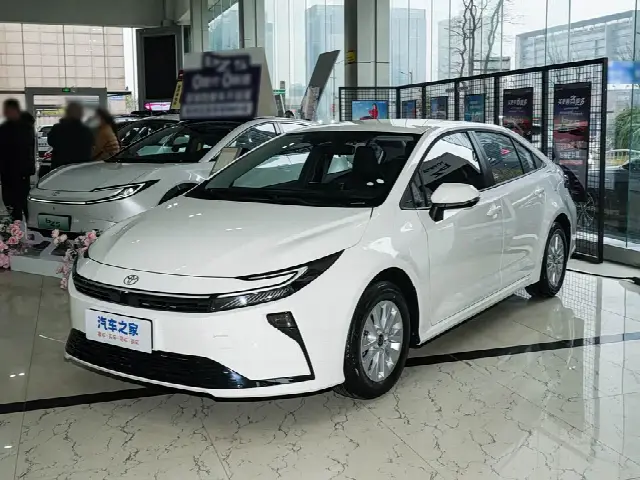 Toyota Corolla 2026, новый