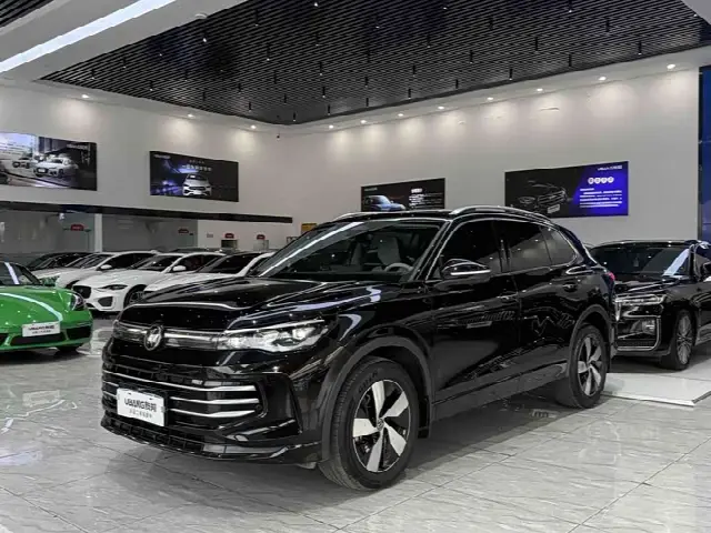 Volkswagen Tiguan L Pro 2024, 7 000 км