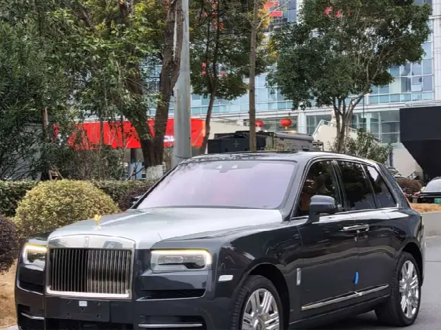 Rolls-Royce Cullinan 2018, 6 000 км