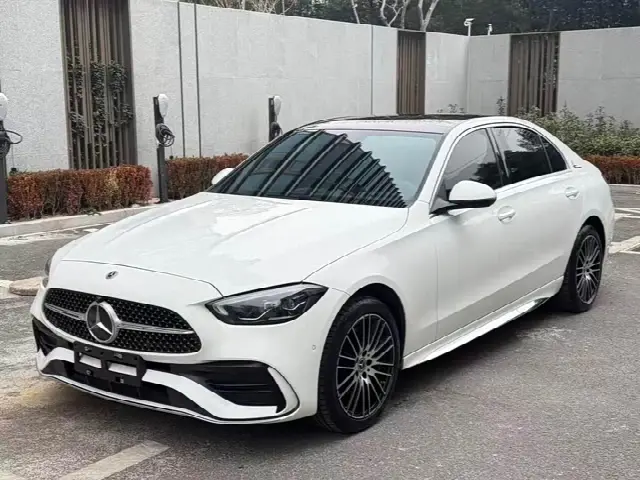 Mercedes-Benz C-Class 2025, 25 000 км