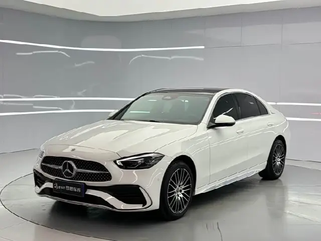 Mercedes-Benz C-Class 2025, 16 000 км