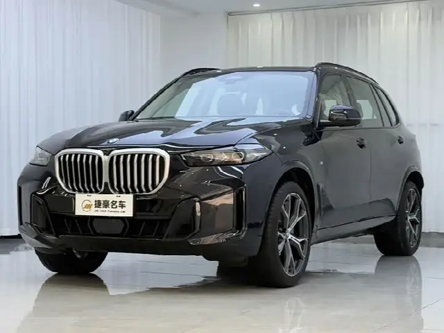 BMW X5 2025, 3 800 км