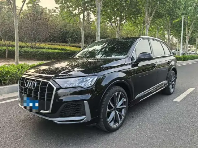 Audi Q7 2022, 80 000 км