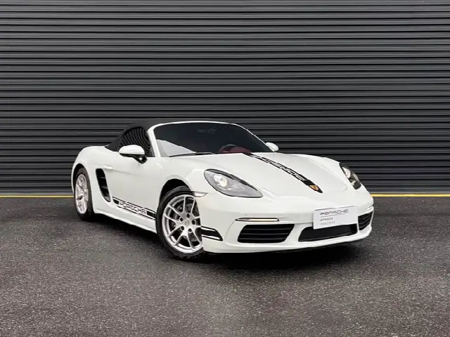 Porsche 718 2022, 9 500 км