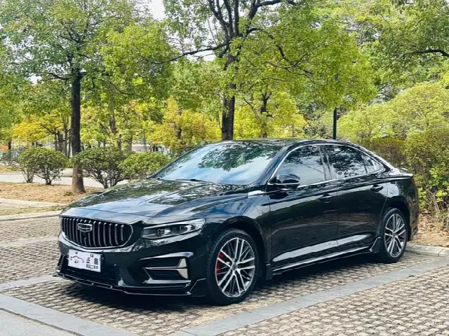 Geely Preface 2023, 10 000 км