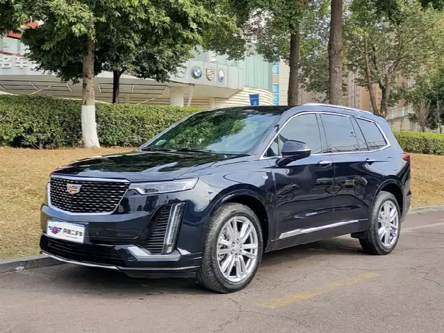 Cadillac XT6 2022, 31 000 км