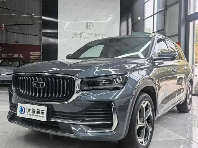 Geely Monjaro 2021, 25 000 км