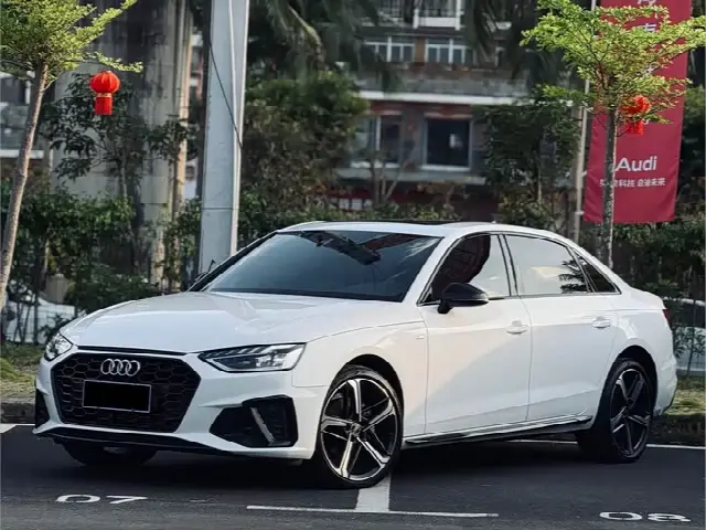 Audi A4L 2024, 3 200 км