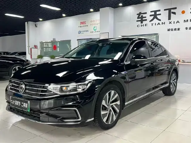 Volkswagen Magotan GTE Hybrid 2022, 86 000 км