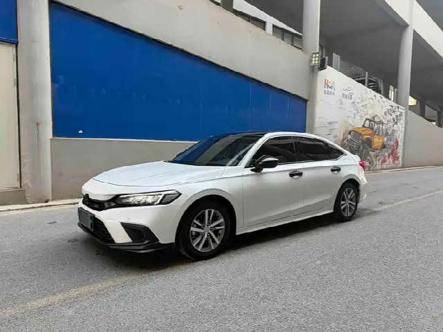 Honda Civic 2023, 10 000 км