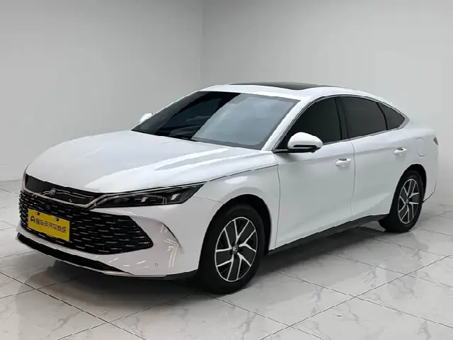 BYD Qin L 2024, 4 200 км