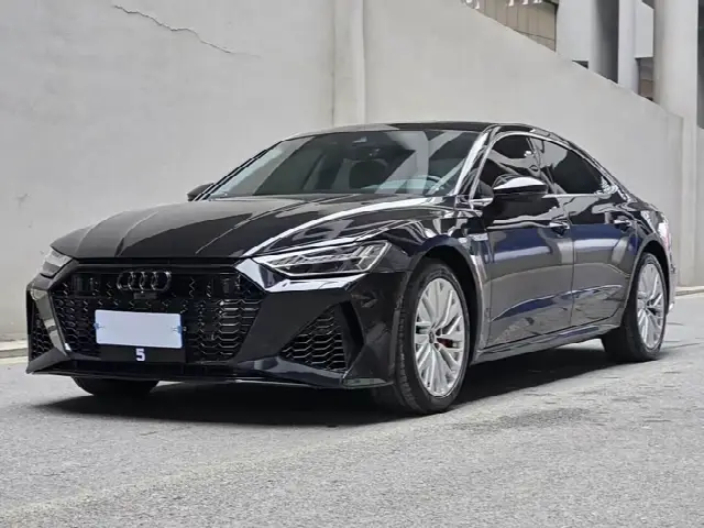Audi A7L 2024, 48 000 км