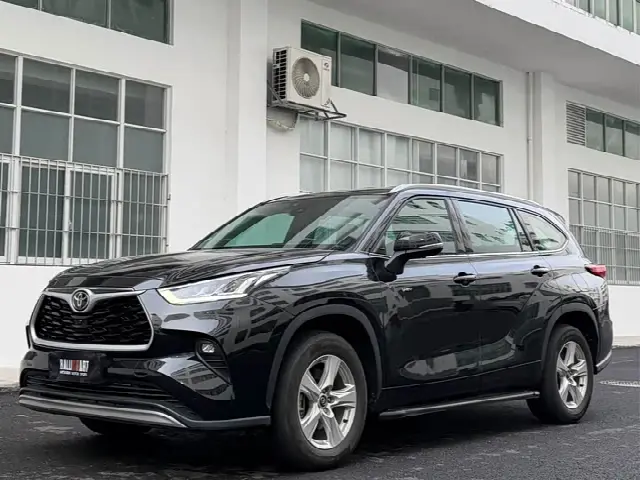 Toyota Highlander 2024, 26 000 км