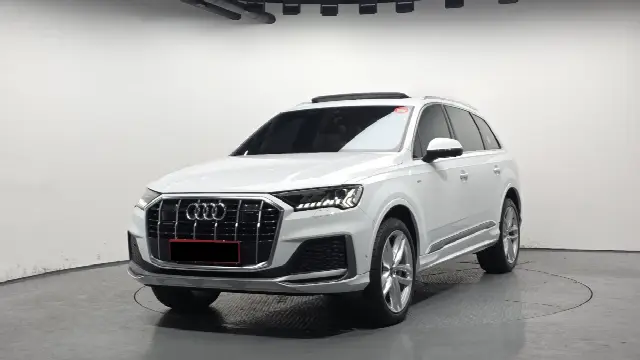 Audi Q7 2016, 26 384 км