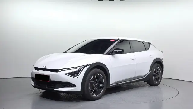 Kia EV6 2024, 32 995 км
