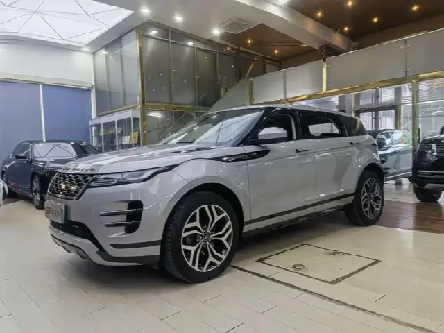 Land Rover Range Rover Evoque L Hybrid 2023, 22 000 км