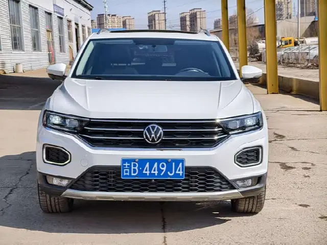 Volkswagen T-Roc 2022, 27 800 км