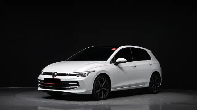 Volkswagen Golf 2022, 17 587 км