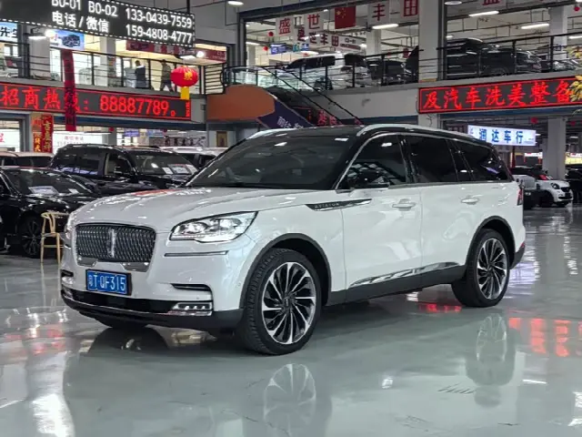 Lincoln Aviator 2021, 50 000 км