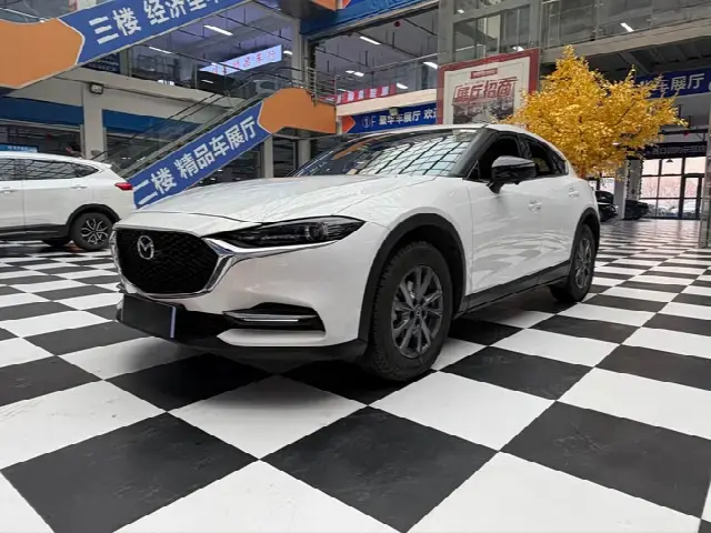Mazda CX-4 2021, 17 000 км