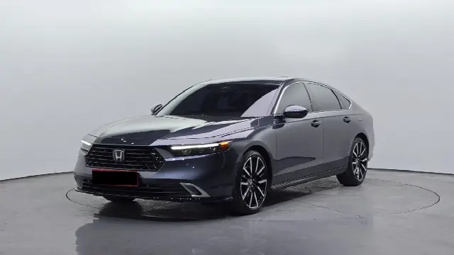 Honda Accord 2023, 9 819 км