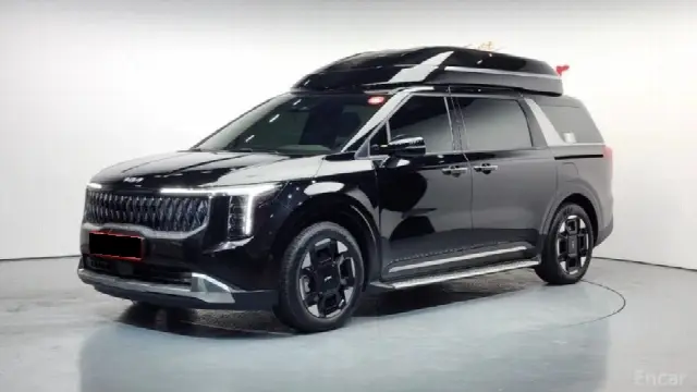 Kia Carnival 2023, 4 000 км
