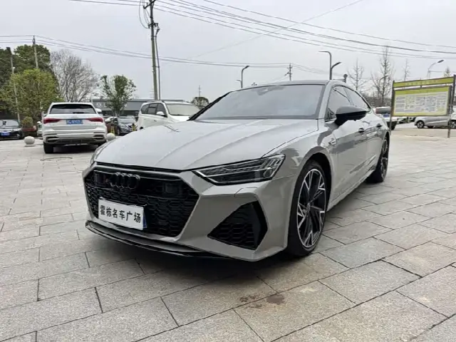 Audi A7L 2024, 20 000 км