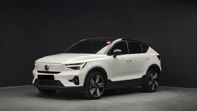Volvo C40 2022, 67 164 км