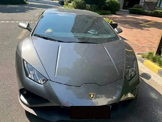 Lamborghini Huracán 2020, 20 000 км