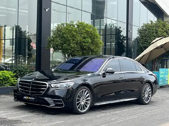 Mercedes-Benz S-Class 2024, 40 000 км