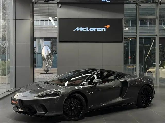 McLaren GT 2019, 13 000 км