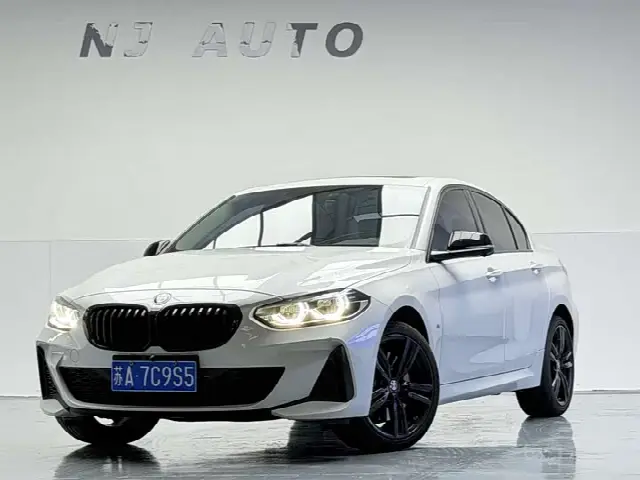 BMW 1 Series 2023, 19 000 км
