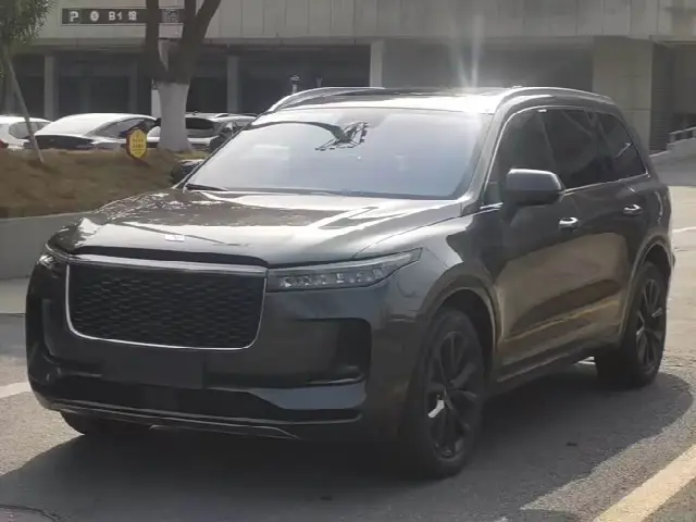 LiXiang One 2021, 80 000 км