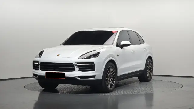 Porsche Cayenne 2019, 52 624 км