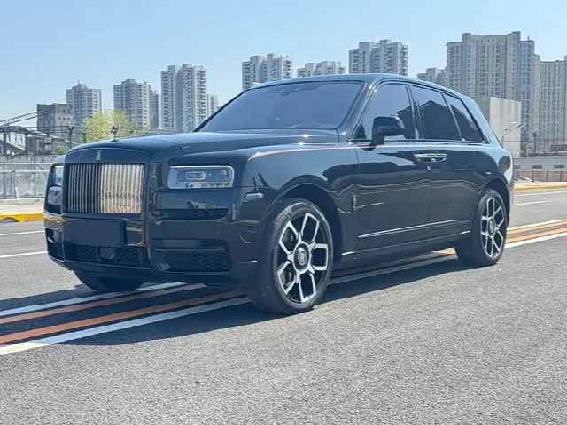 Rolls-Royce Cullinan 2024, 46 000 км